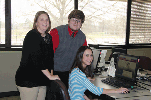 Pictured are (left to right) Heather Guest, Alan Kinsley, and Shalon Farris. Guest, Kinsley and Farris are all members of the eLearning staff on the Holmes Ridgeland Campus.