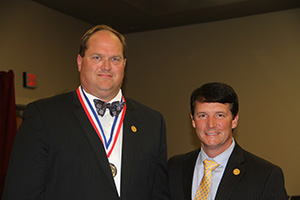Diffey completes leadership program